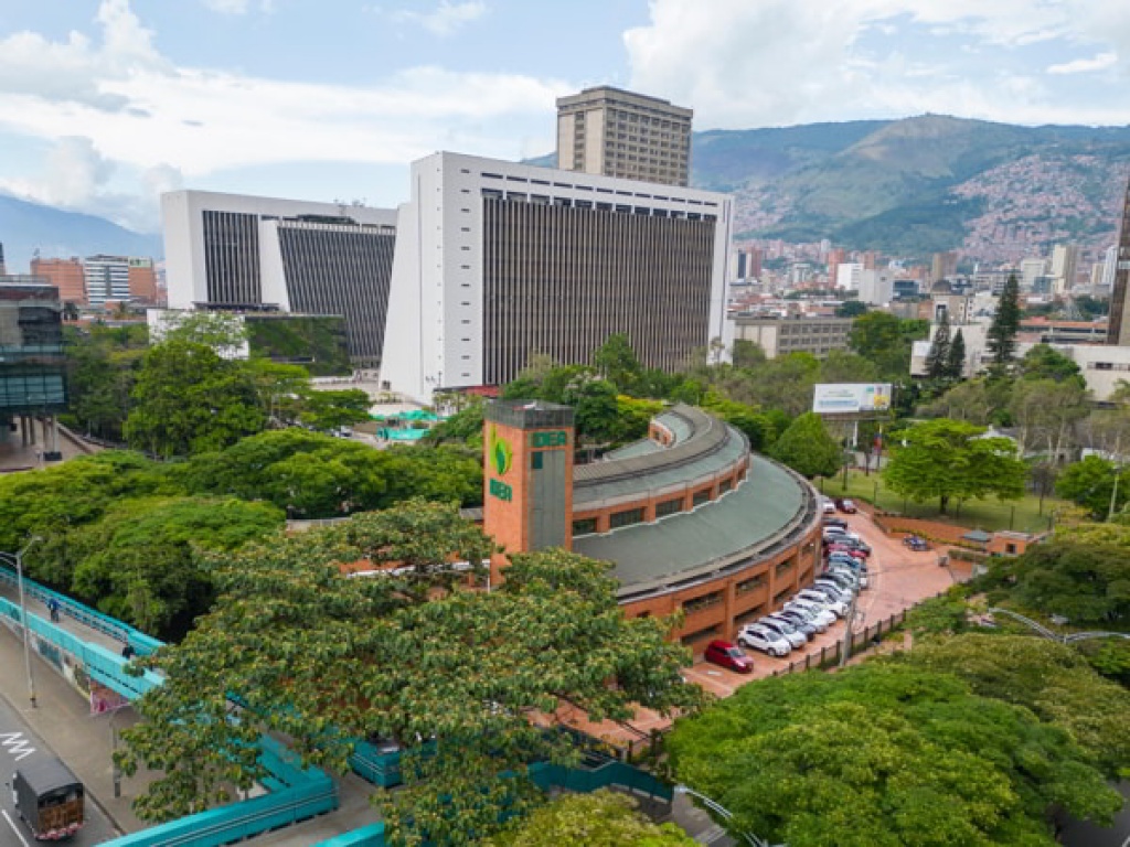 “El IDEA será una verdadera banca de fomento para los municipios”, Gobernador Andrés Julián