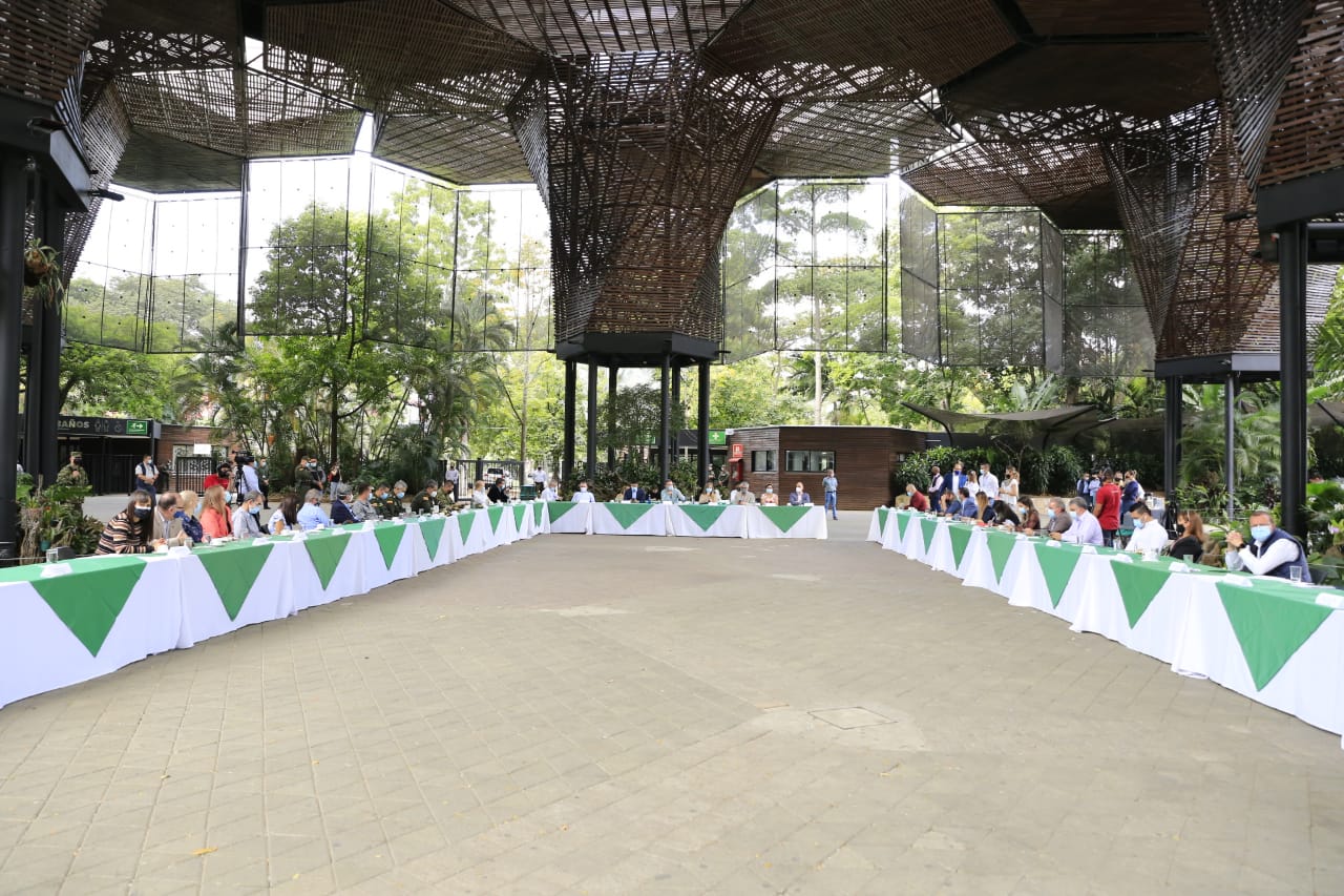 Reunión en el Orquideorama del Jardín Botánico 