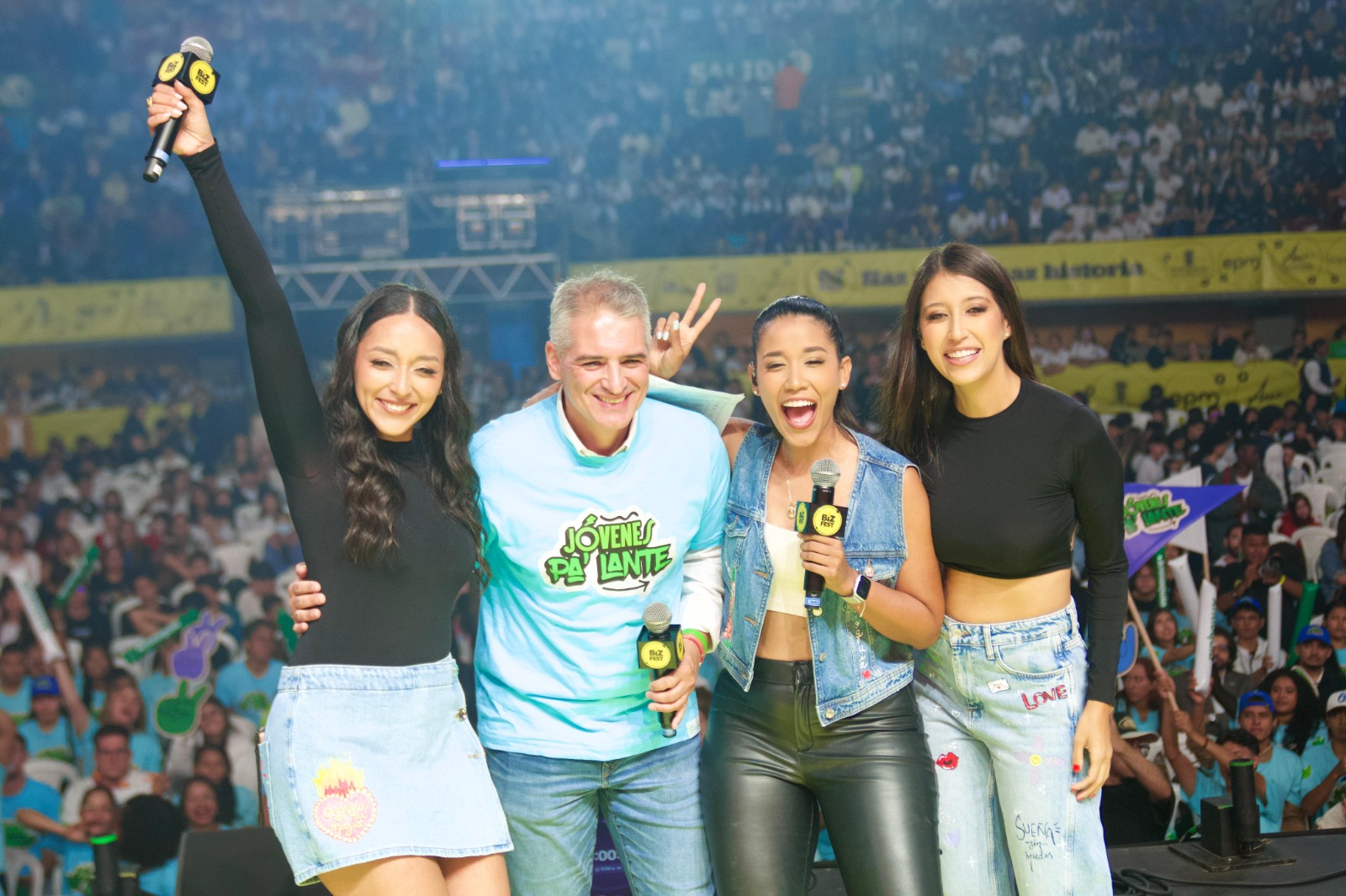 “Trabajen con amor, cariño y determinación por lo que sueñan”, dijo el Gobernador Andrés Julián a los jóvenes reunidos en Biz Fest 2025