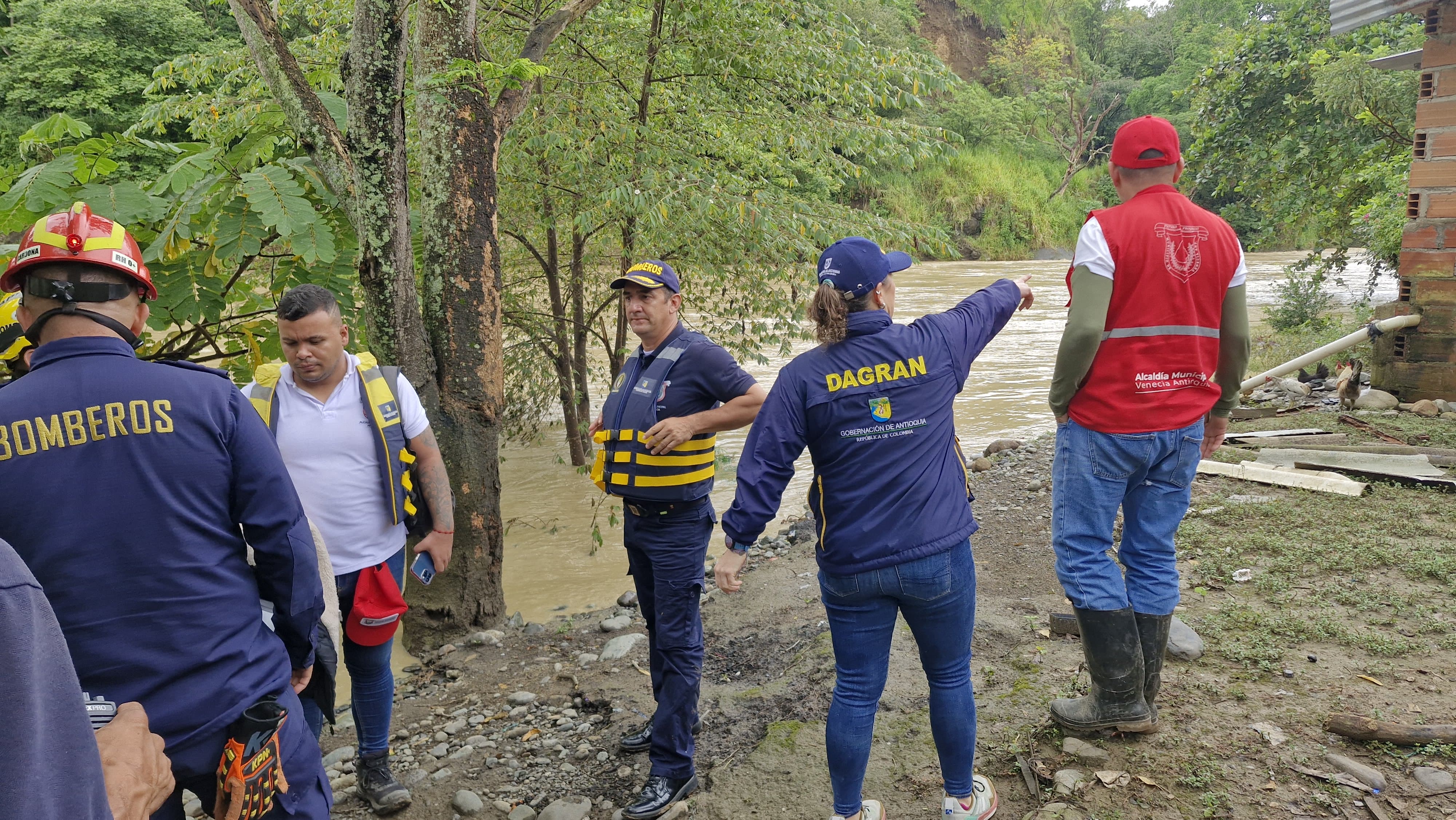 Represamiento en el río San Juan en el municipio de Salgar disminuye y se mantiene alerta por eventuales inundaciones 