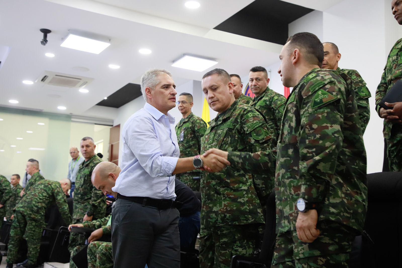 Gobernador Andrés Julián entregó un mensaje de respaldo y reconocimiento a la Séptima División del Ejército   