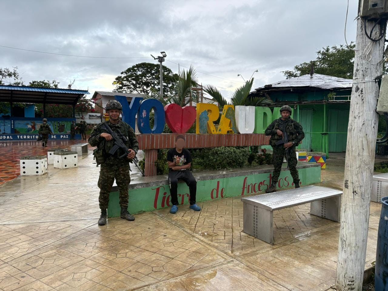 Ejército Nacional hace presencia en centro poblado del corregimiento Raudal de Valdivia