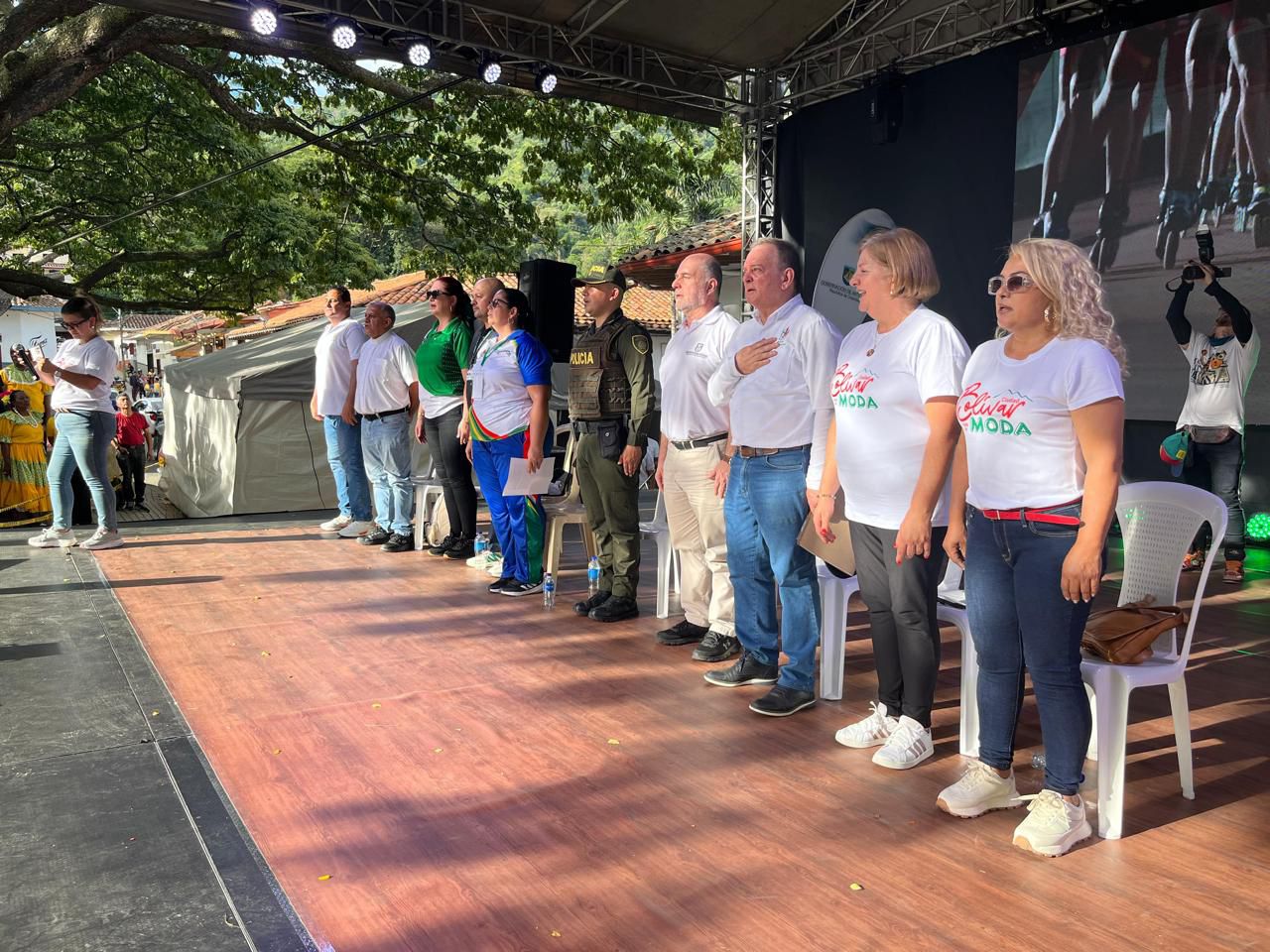 Más de 4 mil maestros del departamento compiten en sus propias olimpiadas 