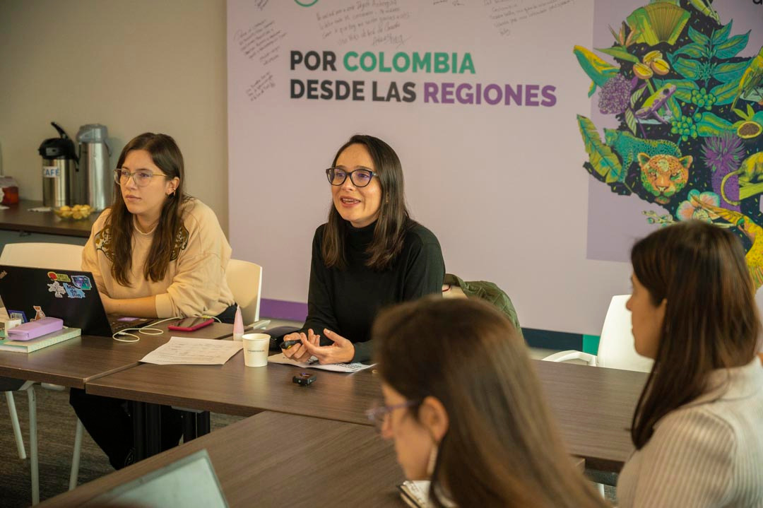 Gobernación de Antioquia impulsa autonomía económica de las mujeres con incentivos para empresas que promuevan empleo formal 