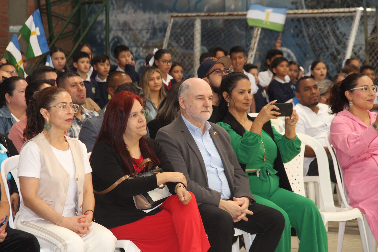 Cerca de dos mil 800 rectores, docentes y directivos docentes reciben formación del programa de Transformación de la Educación Media en Antioquia 