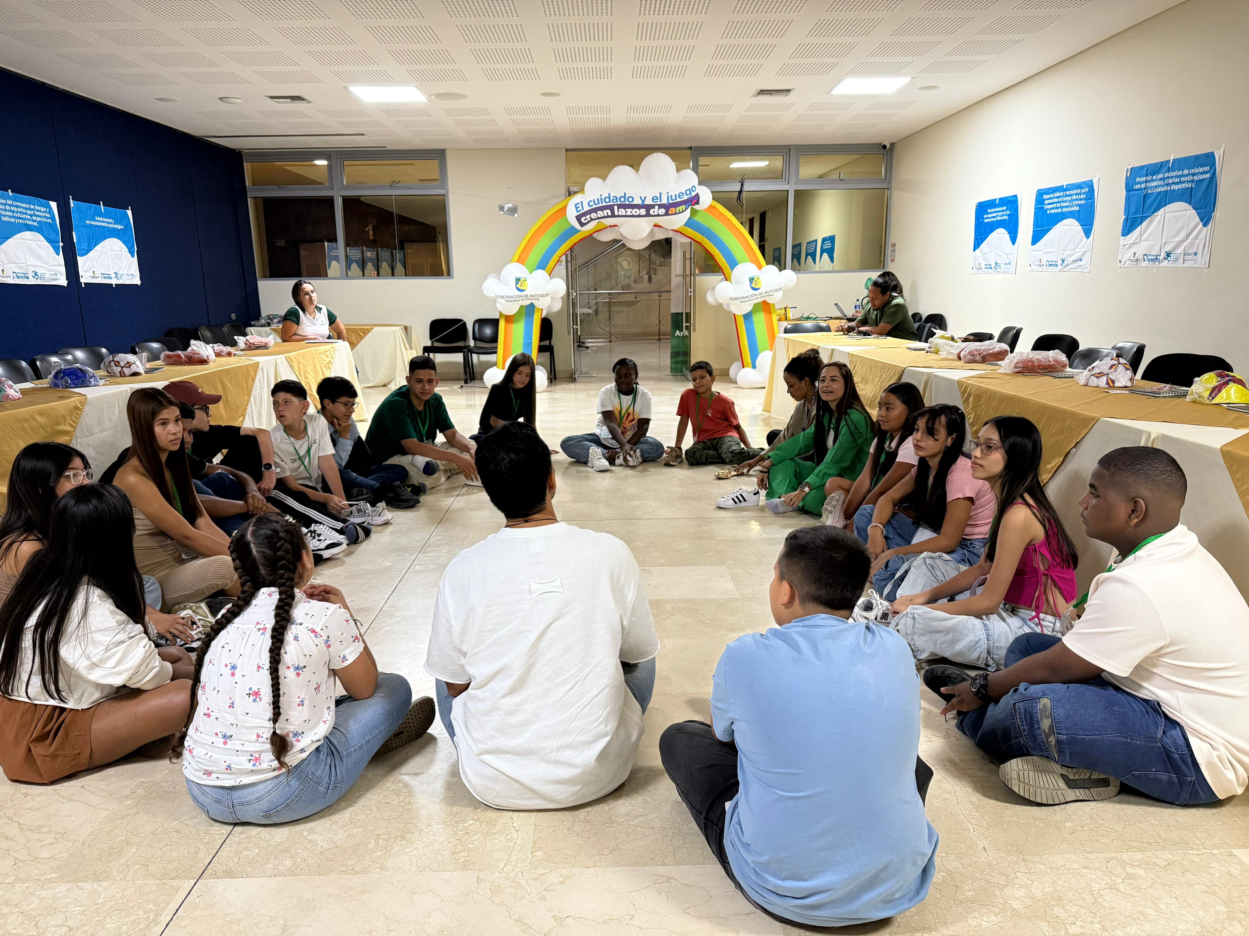 Niños consejeros departamentales participan en la Asamblea anual de niñas, niños y adolescentes 