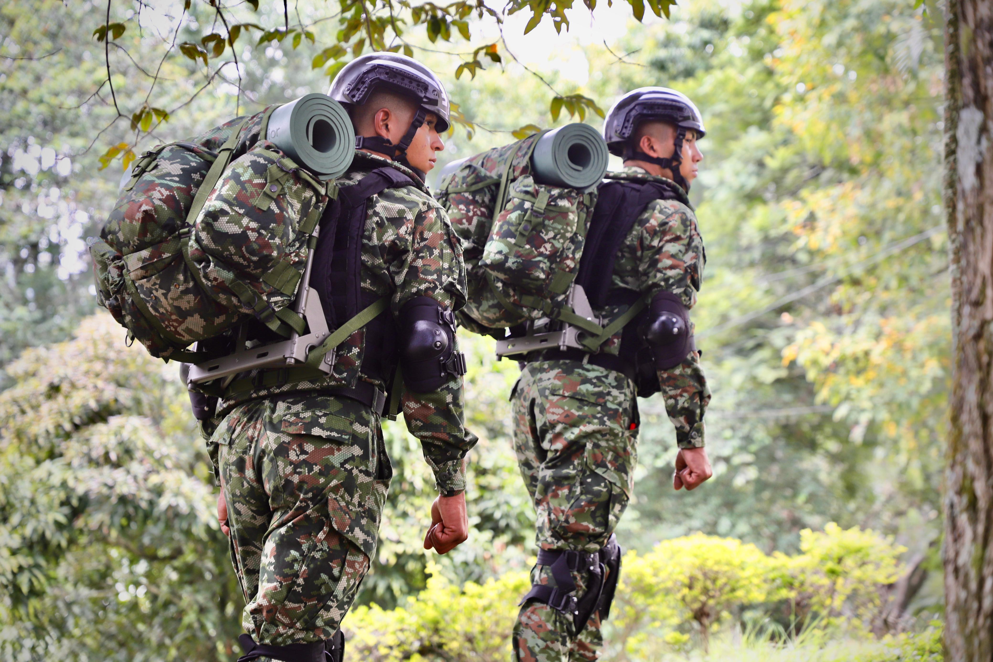 Gobernación de Antioquia invita a los antioqueños a entregarles 500 morrales de dotación a soldados del Ejército con la contribución que hicieron con la Tasa de Seguridad