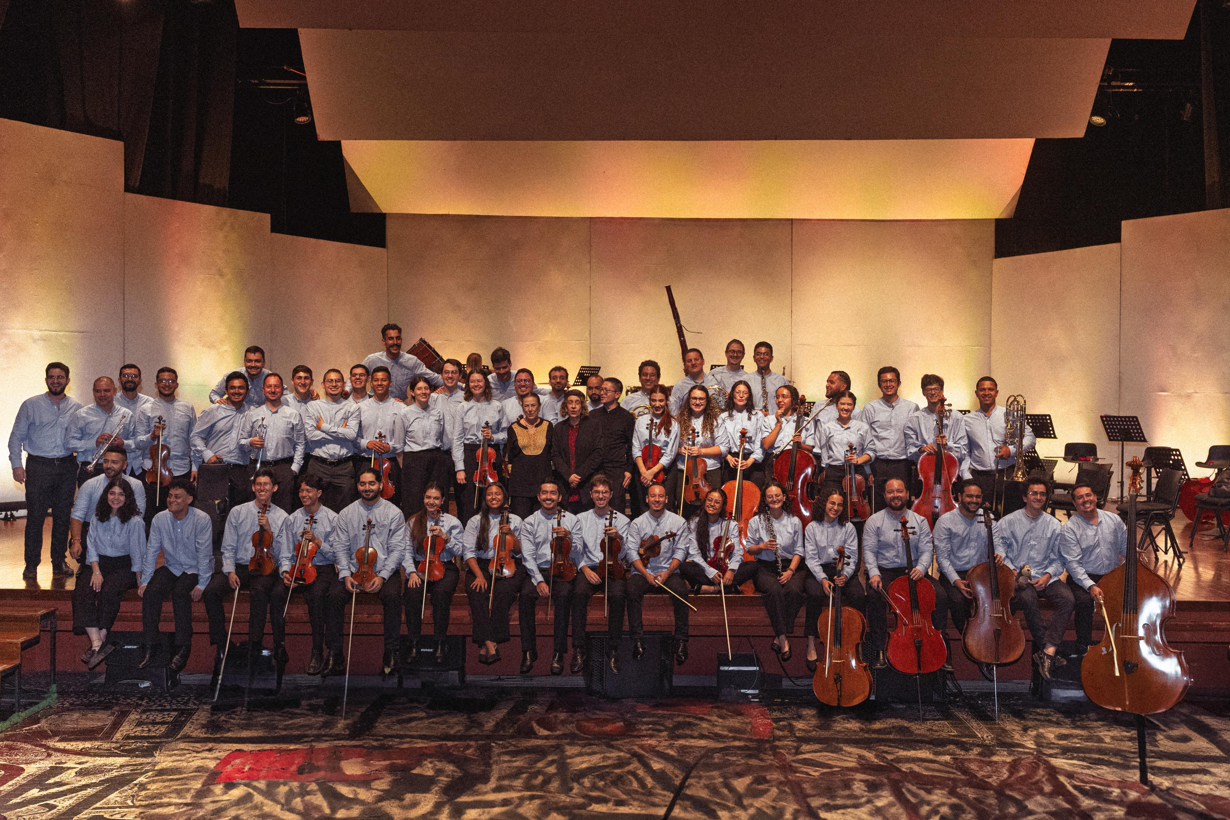 La Orquesta Departamental de Antioquia cautivó a más de 800 asistentes en el Teatro Pablo Tobón Uribe 