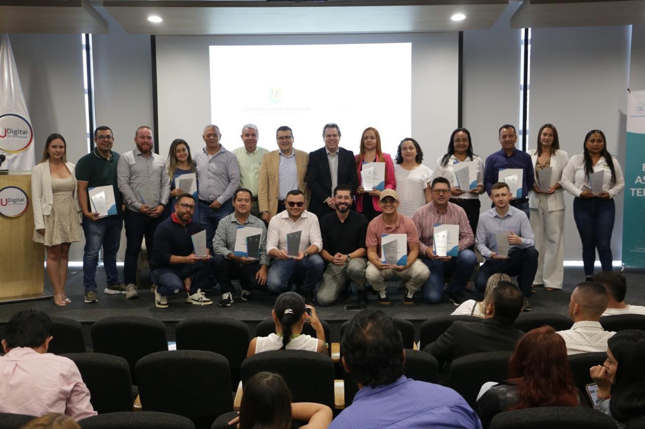 Gobernación de Antioquia y Asointermedias consolidan la asociatividad territorial en el departamento