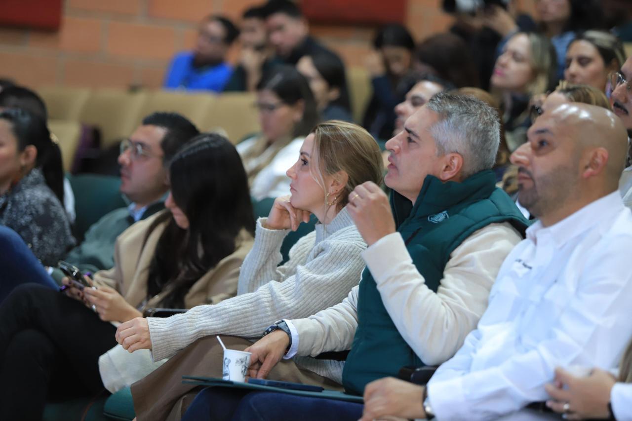 “Antioquia tiene hoy la cifra más baja por muertes de niños con desnutrición en los últimos 20 años”, Gobernador Andrés Julián 