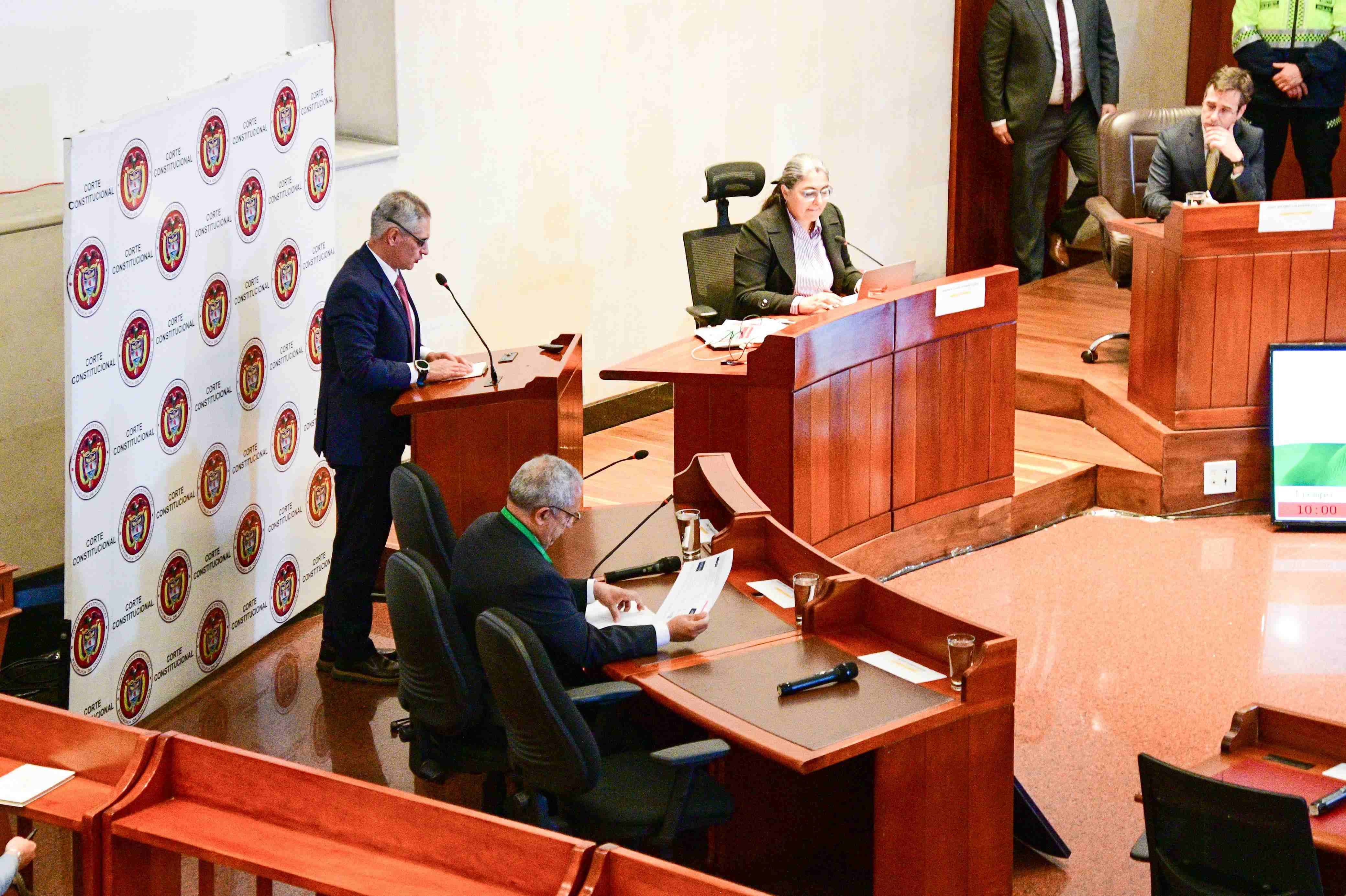 Gobernador Andrés Julián defendió autonomía territorial ante la Corte Constitucional en audiencia sobre las APPA