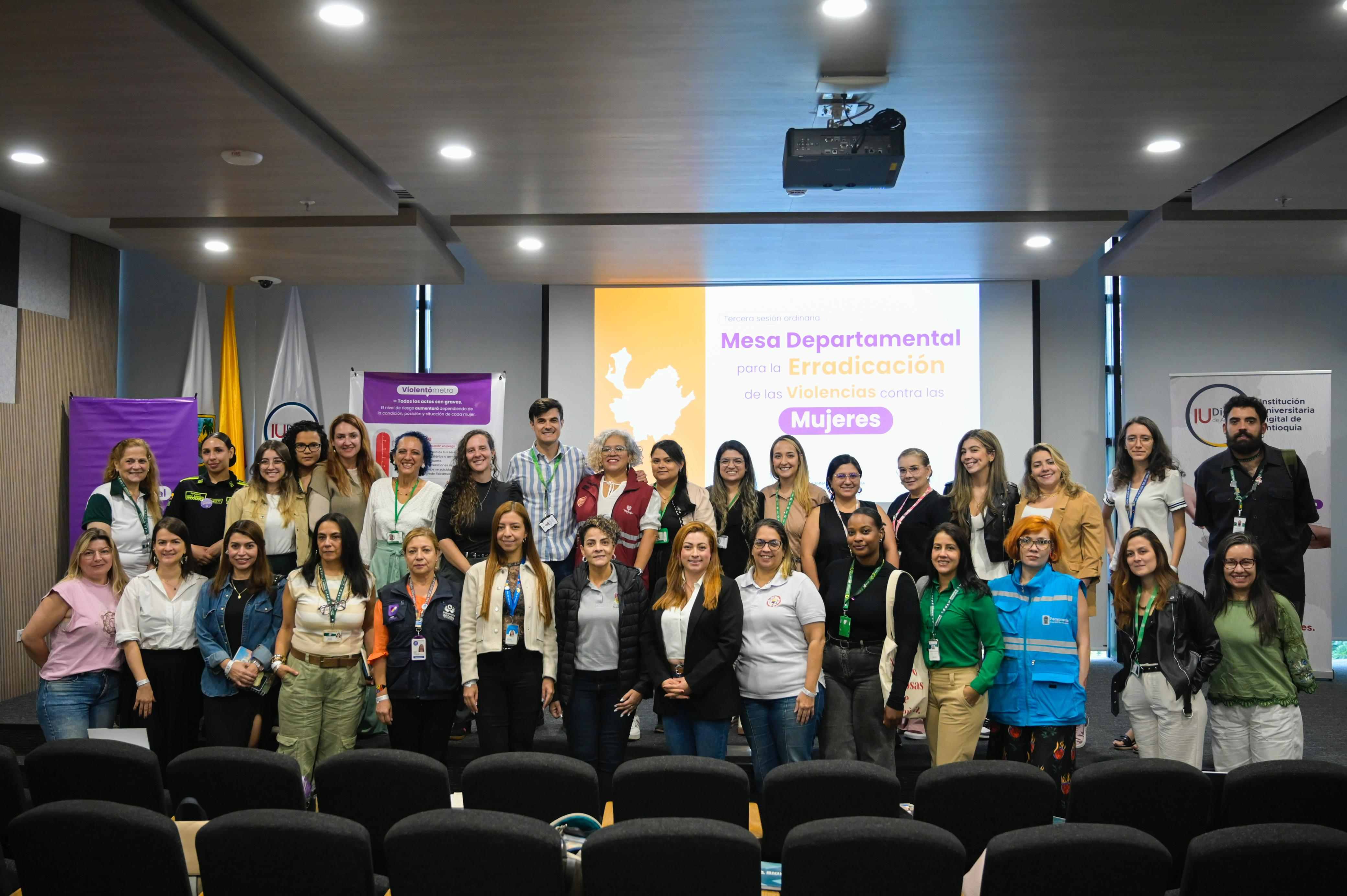 Mesa Departamental presentó avances frente a violencias contra las mujeres.