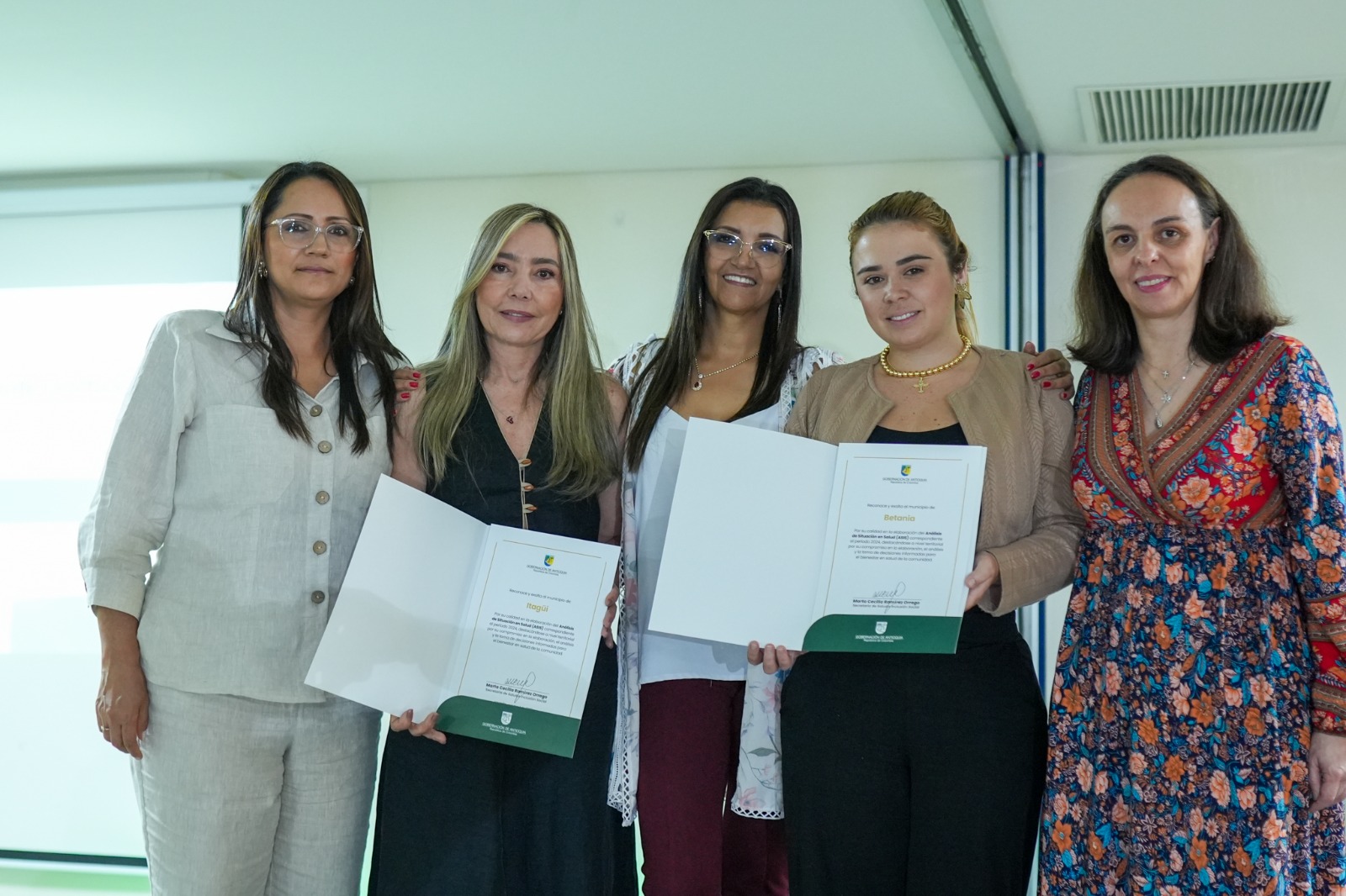 La Gobernación de Antioquia reconoció a los municipios con mejores Análisis Situacional de Salud – ASIS. 