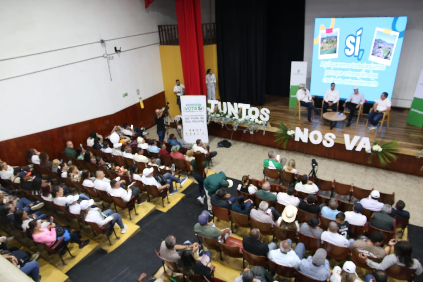 Gobernador socializa cofinanciación de nuevo acueducto en El Santuario