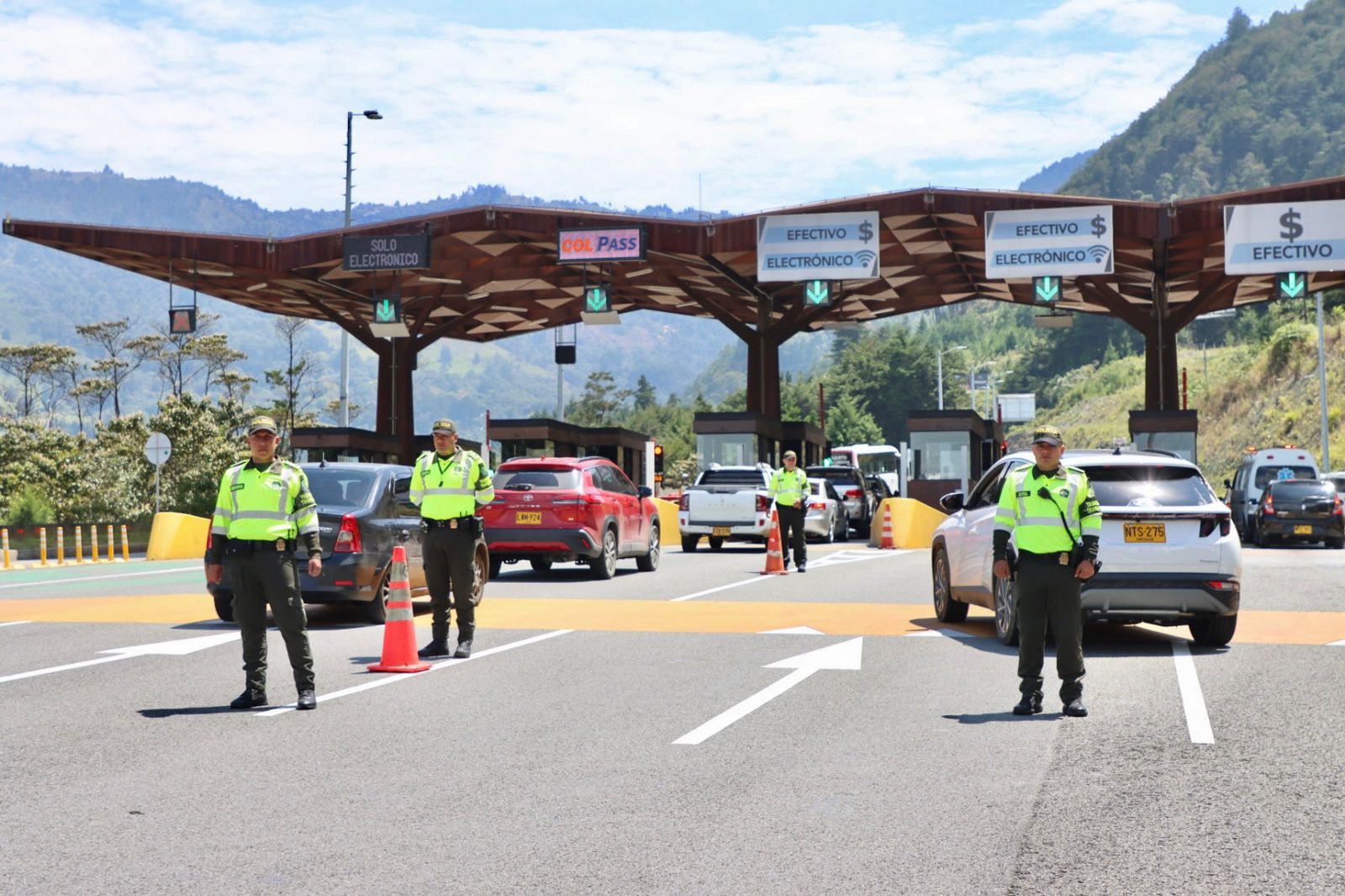 Con plan de movilidad y contingencia, Antioquia está lista para disfrutar este puente festivo 