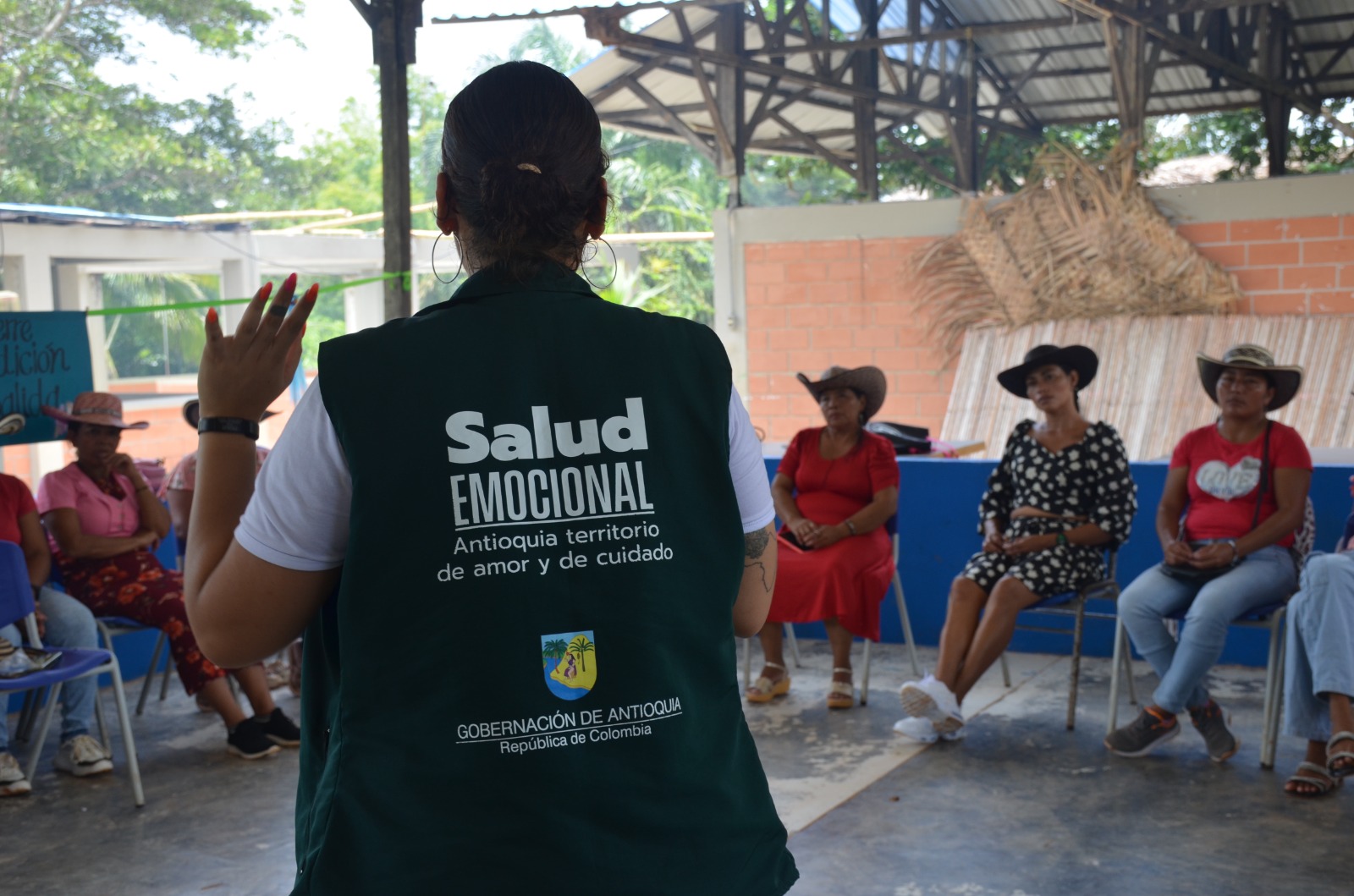 Comunidad Indígena de El Pando, en Caucasia, se certifica en Salud Emocional 