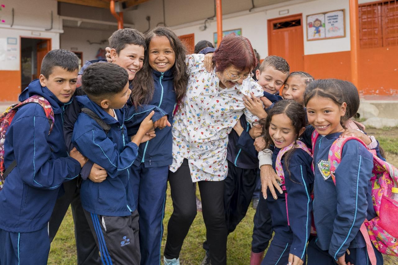 Inicia convocatoria para traslados de docentes y directivos docentes de la Secretaría de Educación de Antioquia 