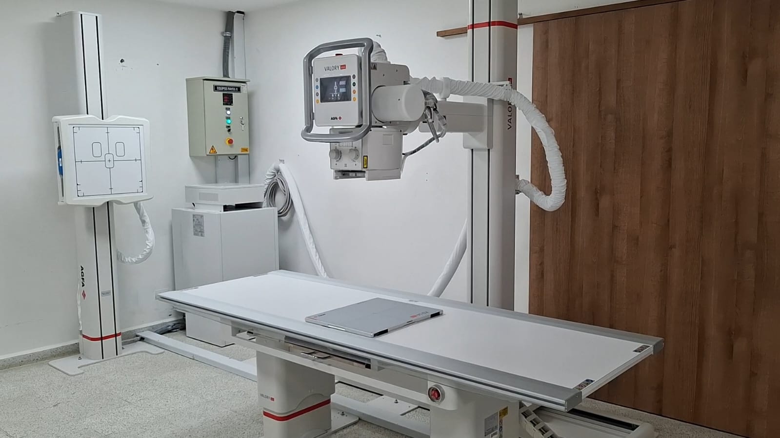 La Secretaría de Salud e Inclusión Social de Antioquia entregó equipo de rayos X de última tecnología al hospital de Girardota