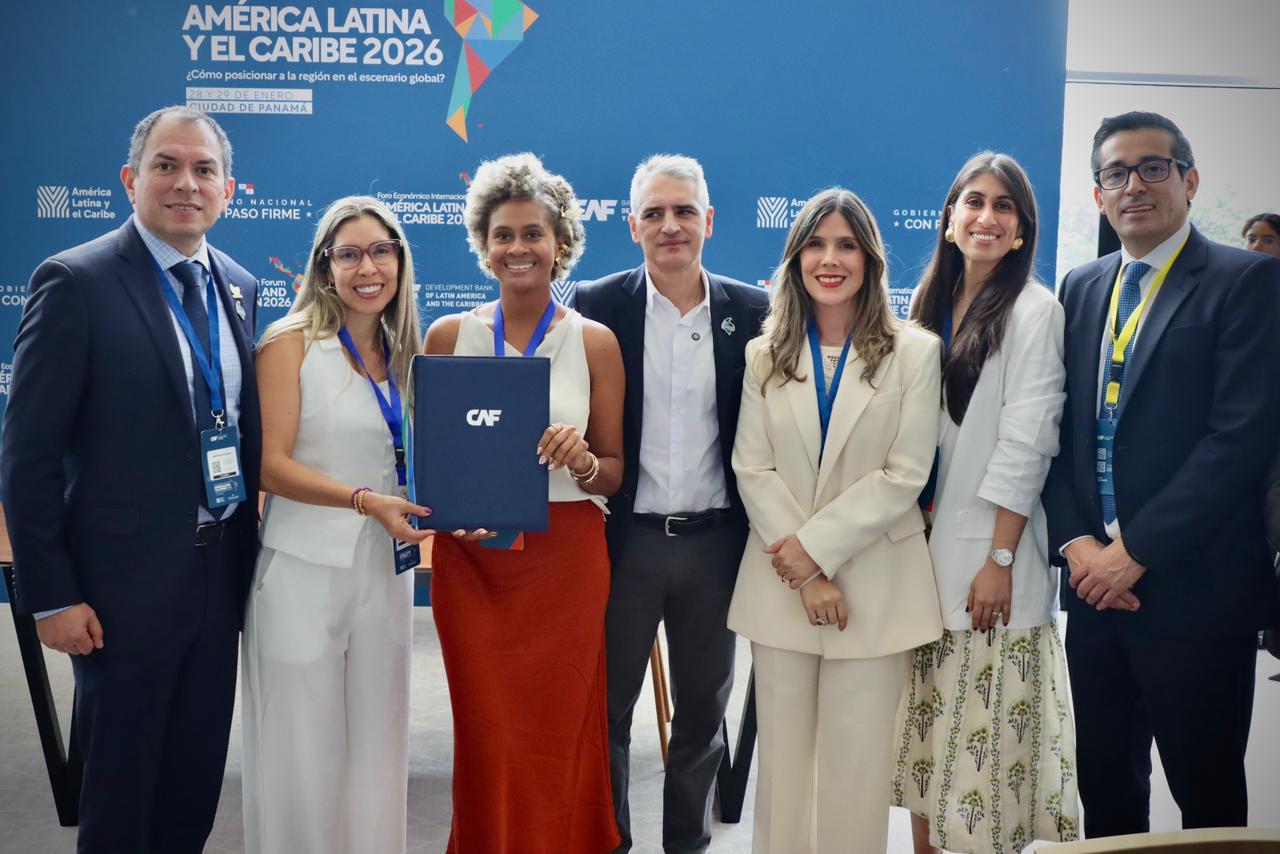 Gobernador Andrés Julián, Proantioquia y CAF firmaron acuerdo para impulsar el desarrollo integral de Urabá