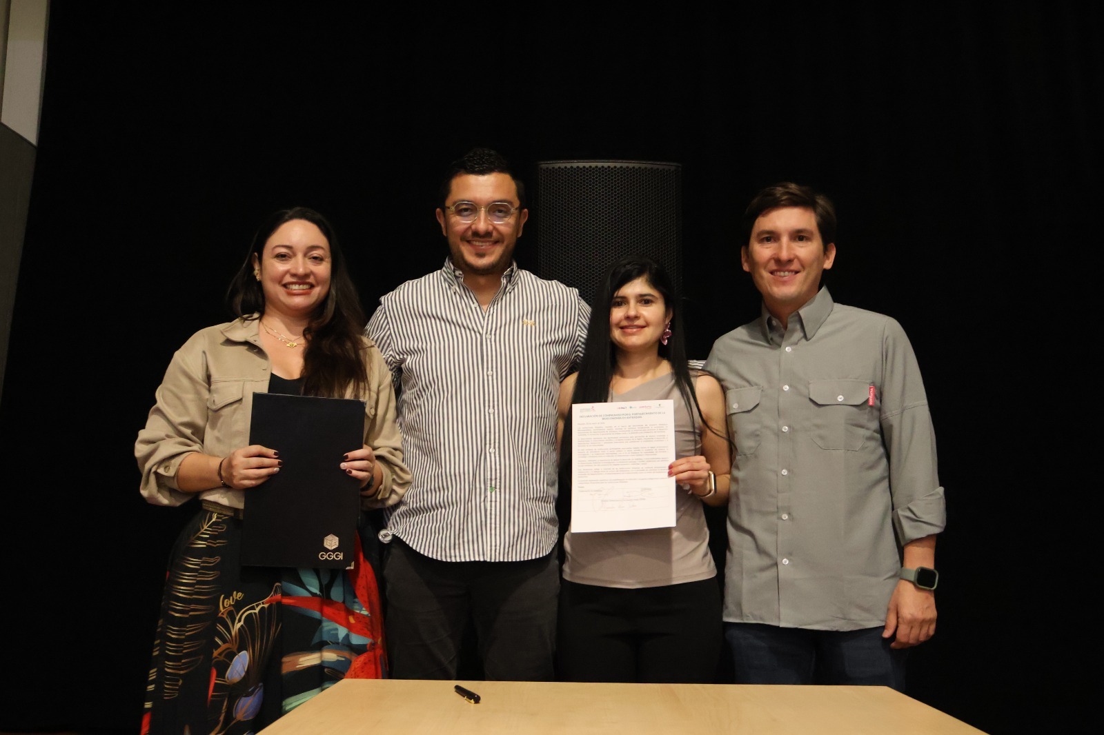 Antioquia le apuesta a la bioeconomía con inversión para llevar bioproductos a mercados globales