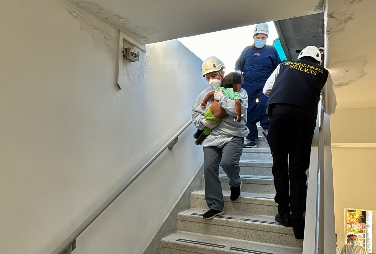Gobernación de Antioquia activa protocolo de emergencia para rescatar niños de comunidad indígena de Ituango por su delicada condición de salud
