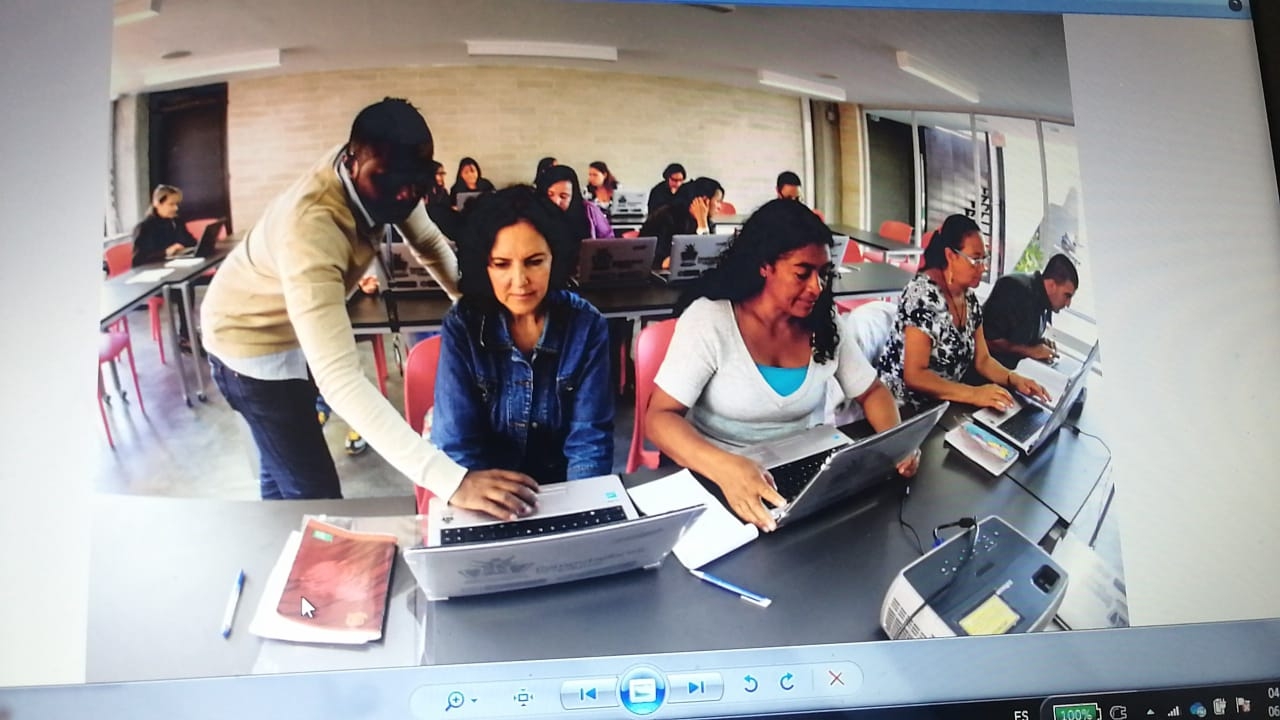 Expedición Antioquia: Maestras y maestros transformando palabras y territorios