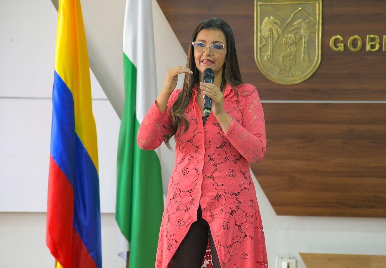 “Señor Presidente, saque a la salud del debate de la ideología”, dijo la Secretaria de Salud de Antioquia al alertar por la situación que vive el sector salud en el departamento