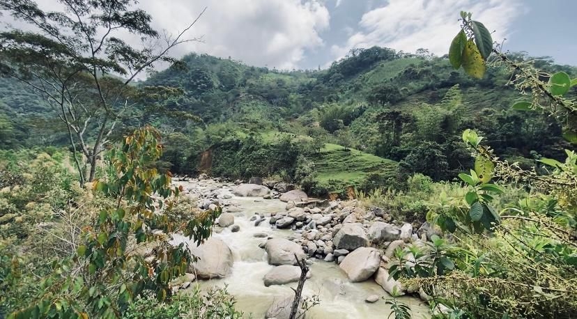 Gobernación de Antioquia construirá puente peatonal en la vereda Los Planes de Granada