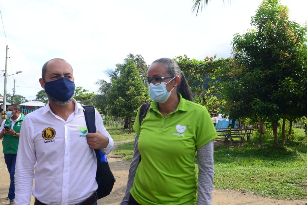 Población indígena y afro de Mandé, Urrao, pronto cruzará el imponente río Murrí a través de un puente seguro gracias a Caminos para la Vida