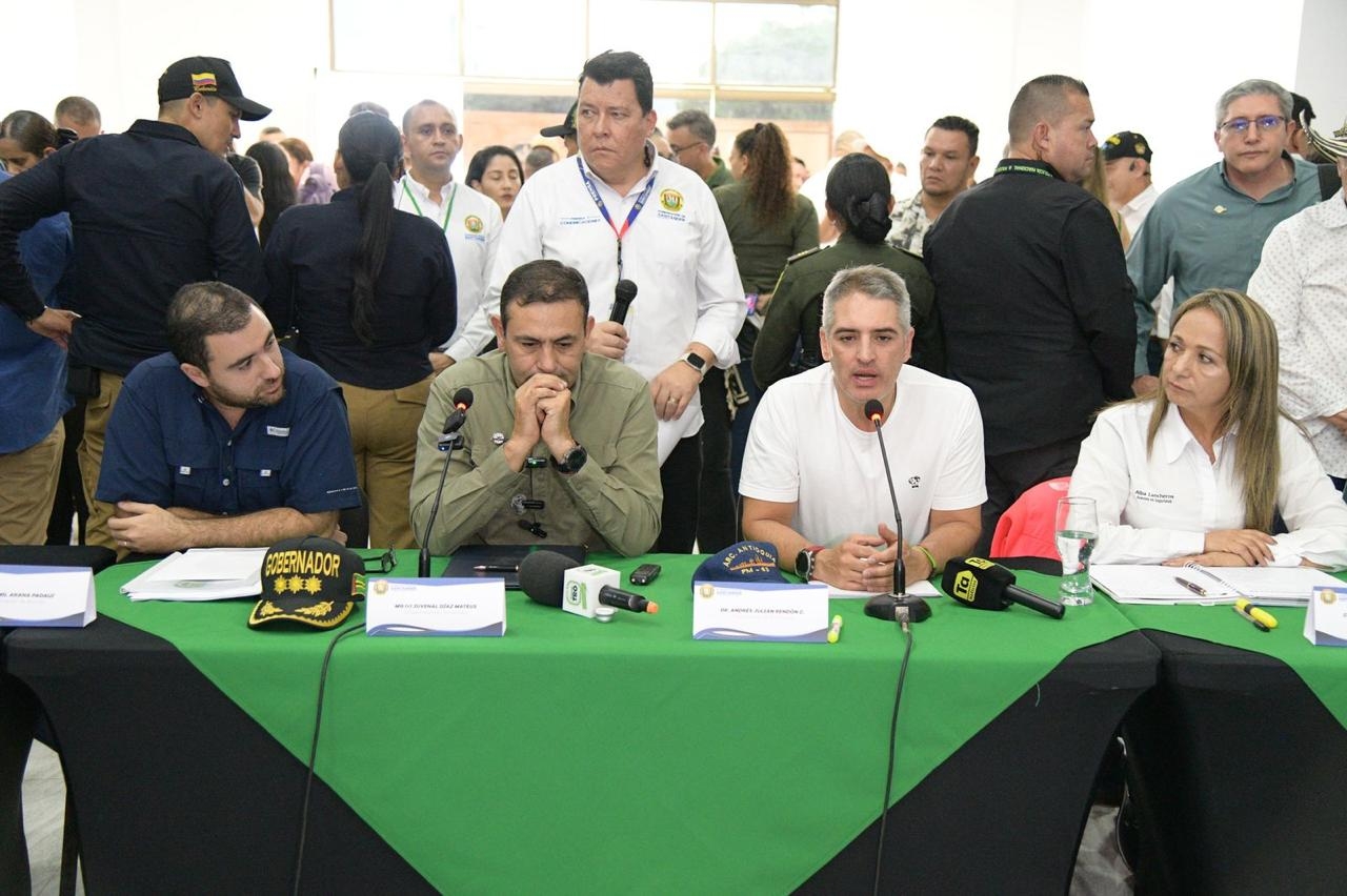 “Entre todos podemos encontrar soluciones contundentes para el Magdalena Medio”, dijo Andrés Julián al reunirse con los gobernadores de Santander, Bolívar y Boyacá
