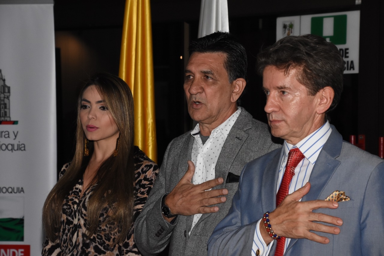 Reflejos se toma el Hall de la Gobernación de Antioquia