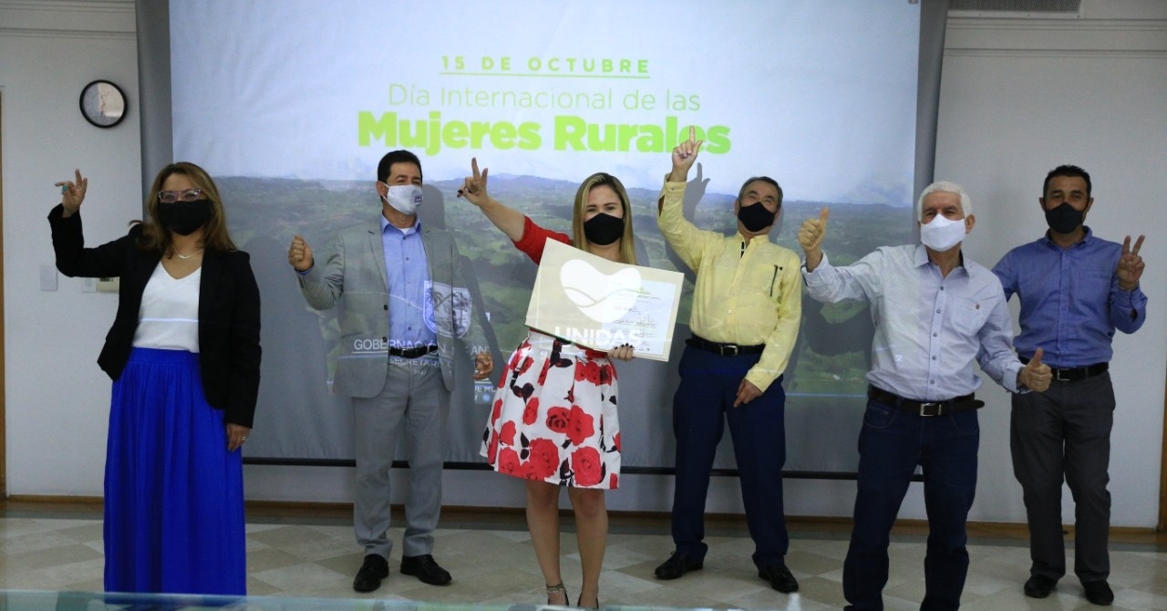 Secretaría de las Mujeres firmó la Alianza de Cooperación Solidaria que favorece a las mujeres de Antioquia