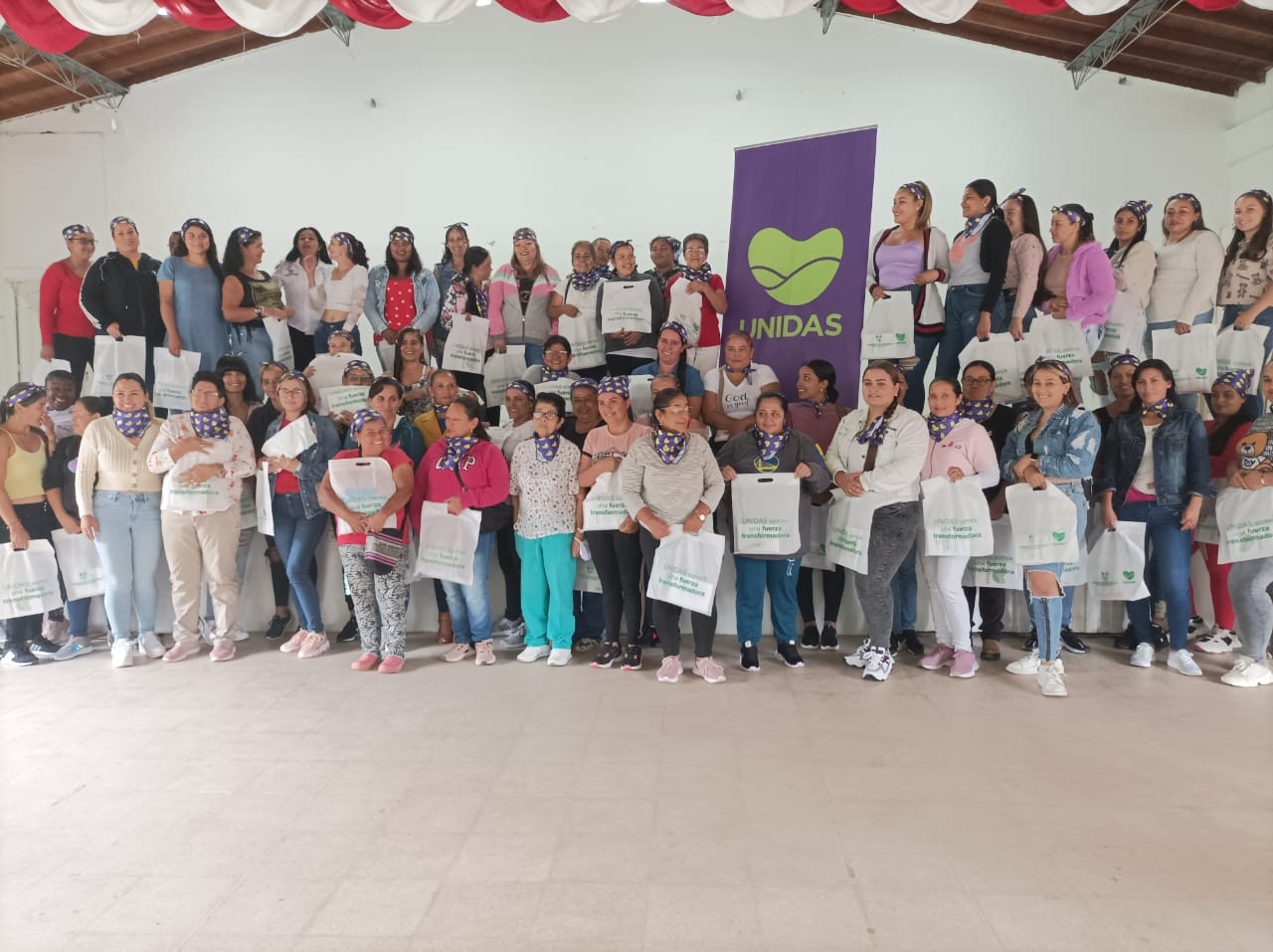 Gobernación de Antioquia inició el programa “La Escuela Busca a la Mujer Adulta”