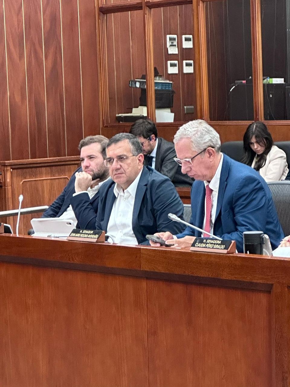 Proyecto promovido por la Gobernación de Antioquia que busca modificar la Ley de Concesiones continúa su debate en el Senado