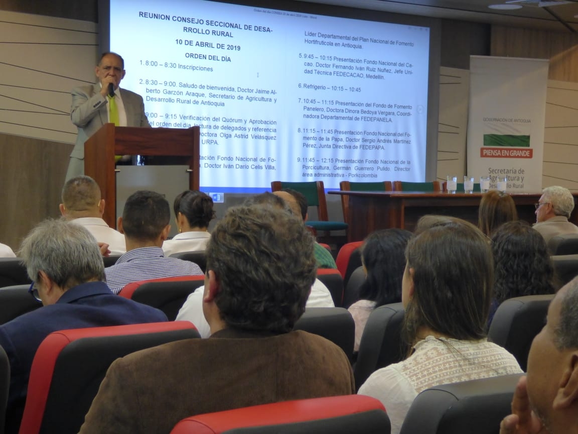 Los Fondos Parafiscales tema del Consea