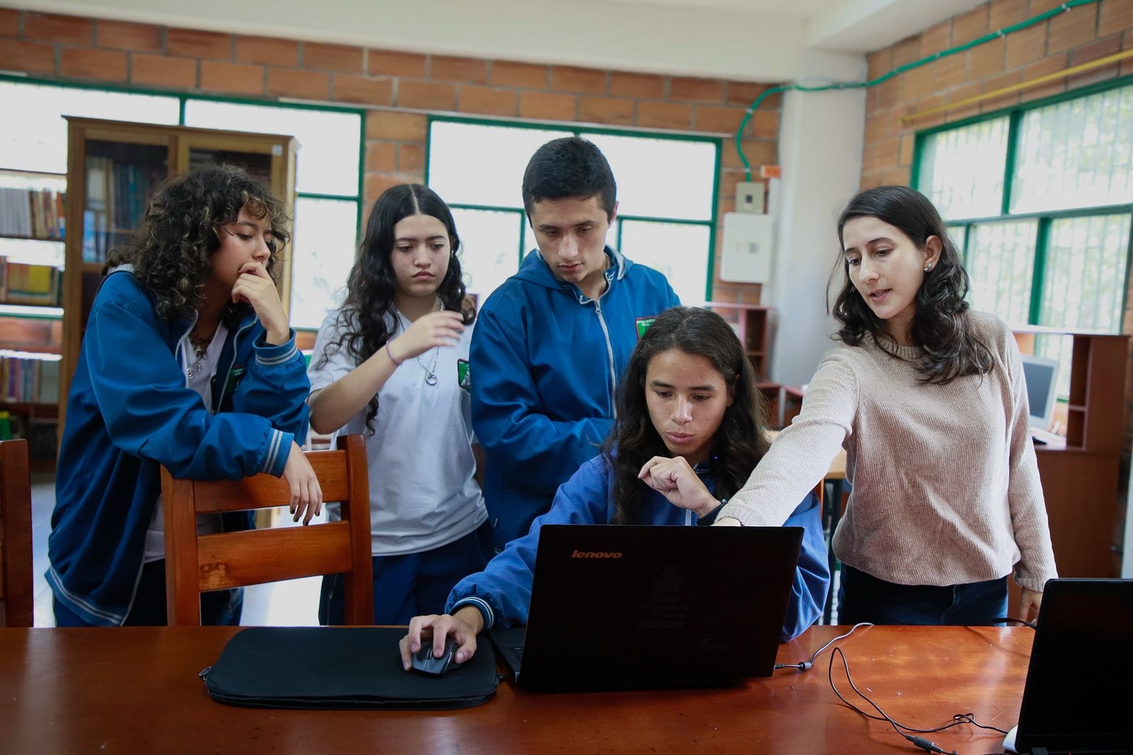 Estudiantes antioqueños participarán del programa Búsqueda Internacional de Asteroides, que lidera la NASA