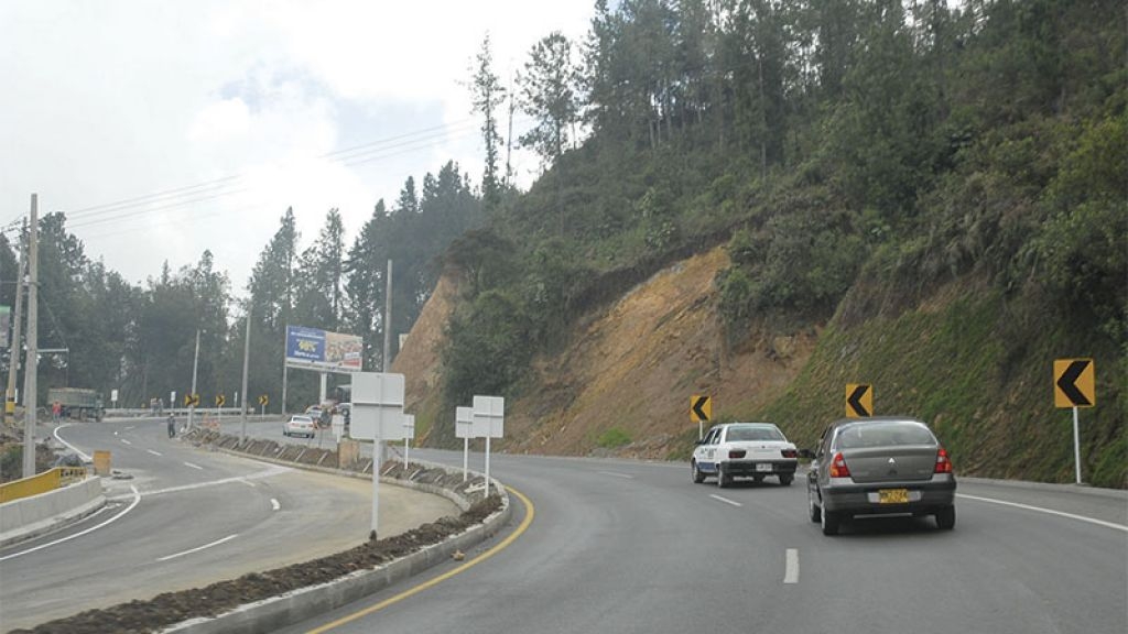 Restricciones en la movilidad con motivo de la visita del Papa a Medellín en doble calzada y variante Las Palmas