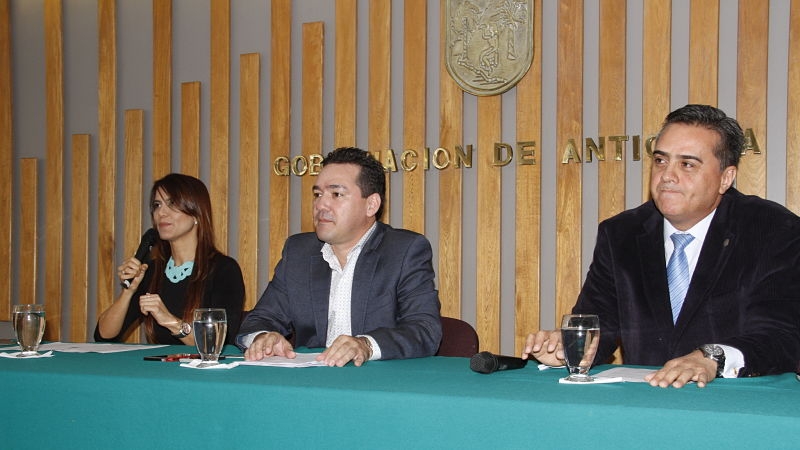 Fuertes medidas de control para las cirugías estéticas