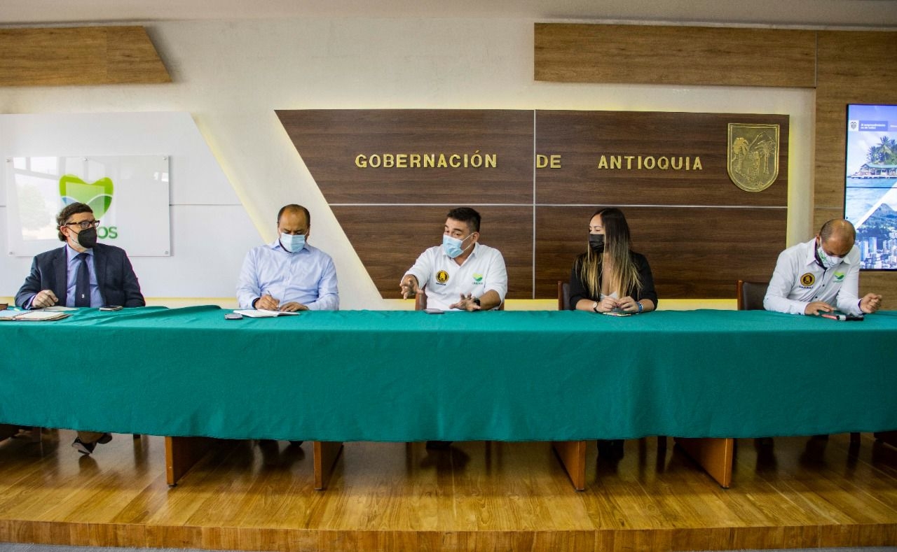 Gobernación de Antioquia, Banco Mundial y Ministerio de Hacienda trabajan unidos para fortalecer estrategia de Protección Financiera del Riesgo de Desastres