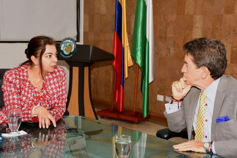 Gobernador de Antioquia da otro paso importante por el fomento de la educación pública en el departamento