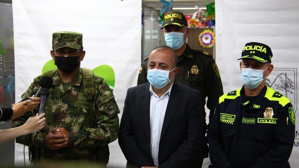 Fueron capturados alias “Machete” y alias “Zafiro” integrantes de grupo delincuencial de las subregiones del Oriente y Occidente Antioqueño