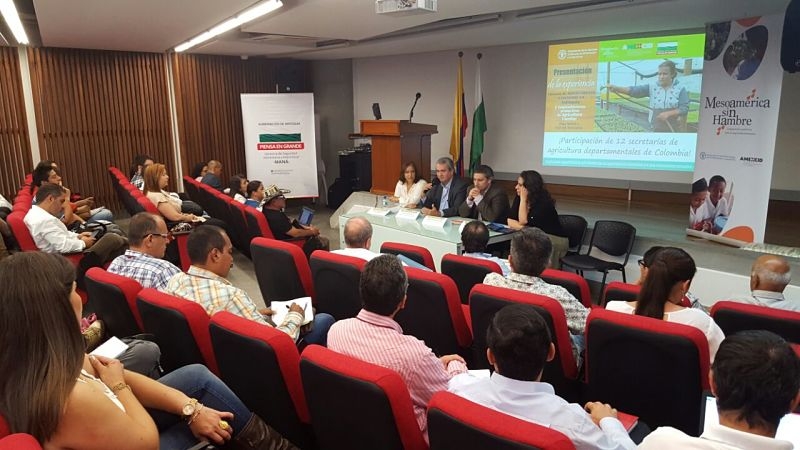 FAO expuso proyectos de MANÁ a doce departamentos del país