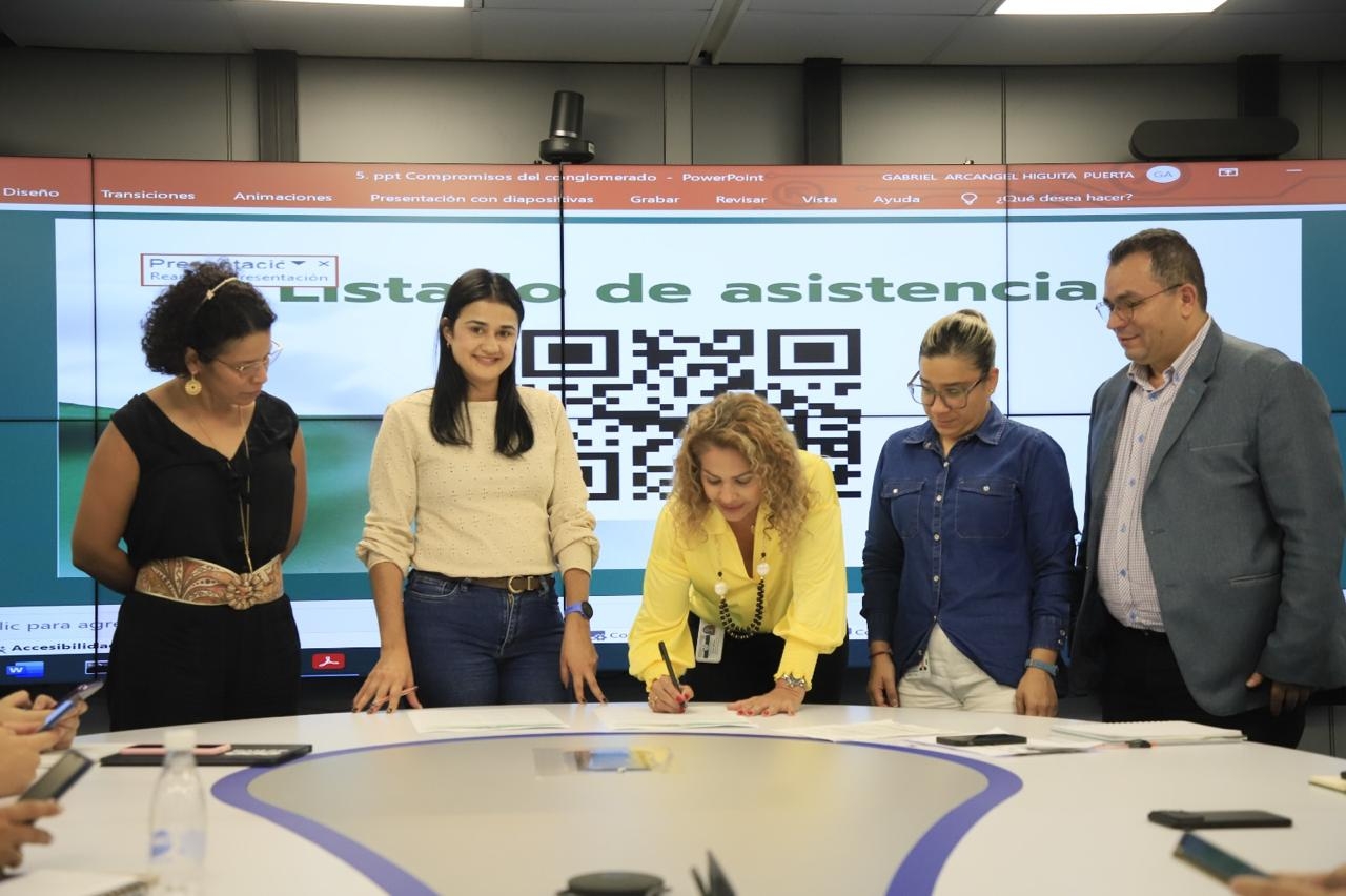 La Gobernación de Antioquia y el Conglomerado Departamental firman Pacto por las Compras Públicas Locales