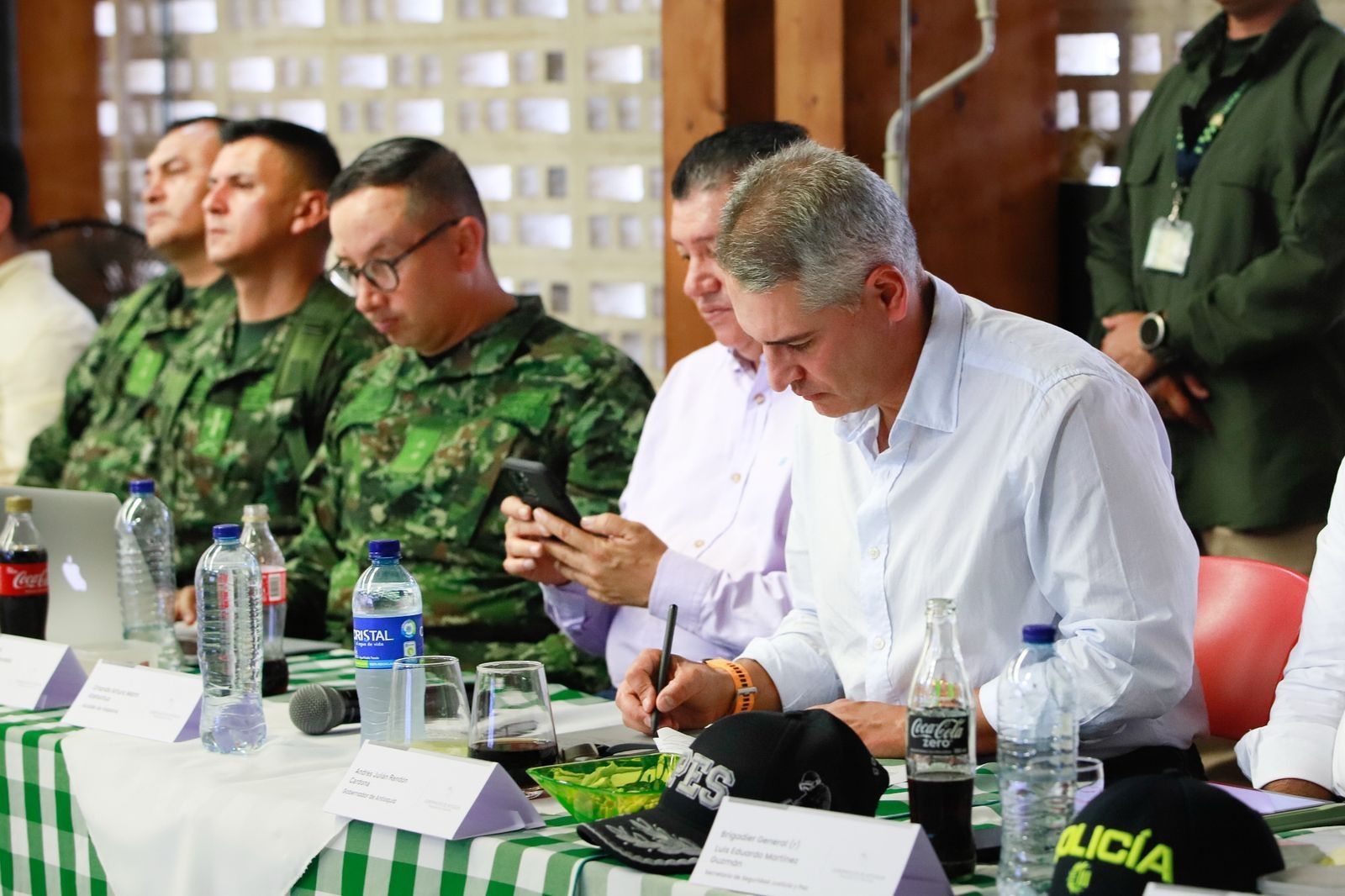 Gobernador Andrés Julián anuncia recompensa por cabecillas de estructuras criminales que delinquen en el Suroeste