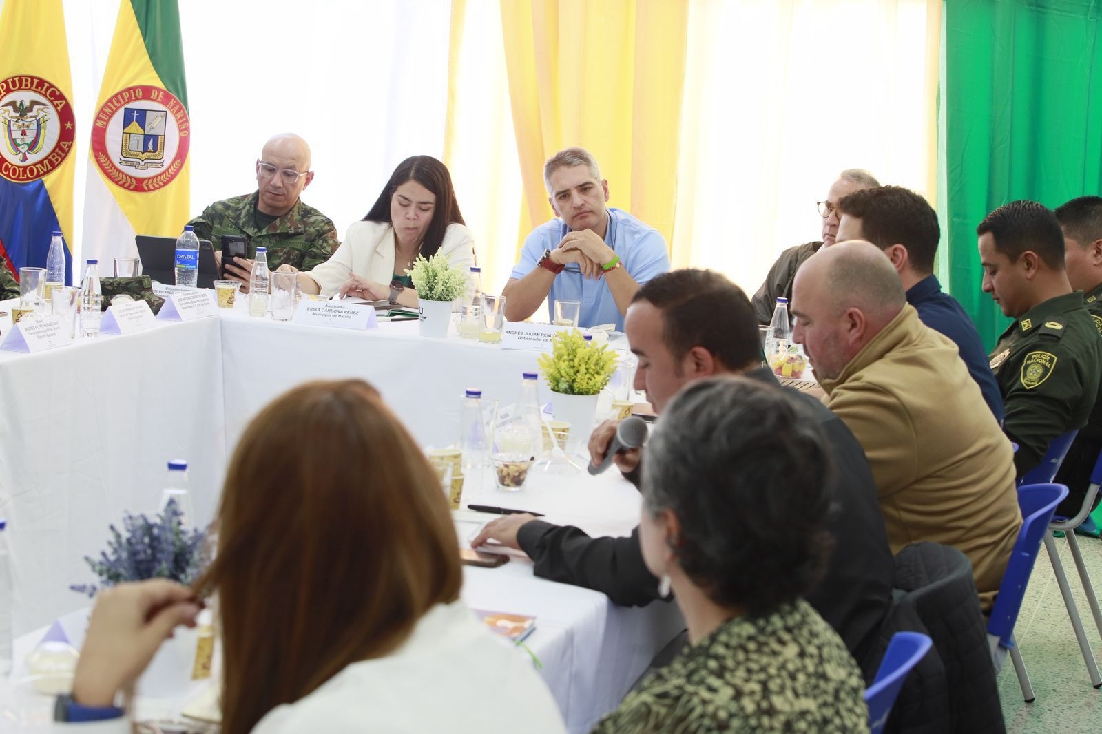 “Las inversiones en seguridad están encaminadas a darle capacidad a soldados y policías para que lleguen a los distintos rincones de Antioquia”, Gobernador Andrés Julián