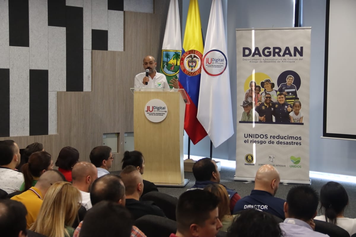 Coordinadores de gestión del riesgo y secretarios de Planeación de Antioquia recibieron capacitación para avanzar en el levantamiento del Inventario Nacional de Asentamientos en Zonas de Alto Riesgo