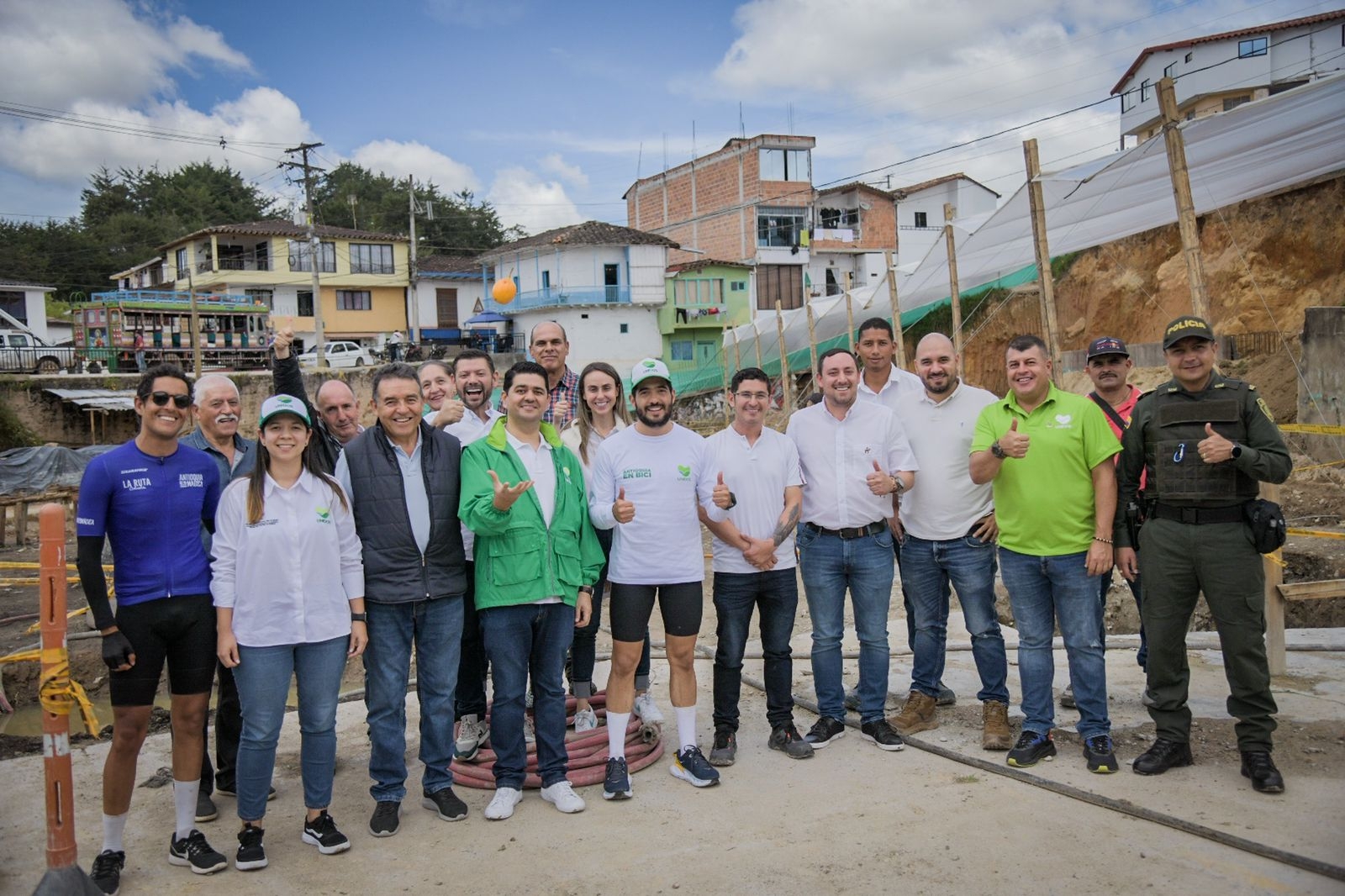 A buen ritmo avanzan obras de la nueva plaza de mercado para San Vicente Ferrer