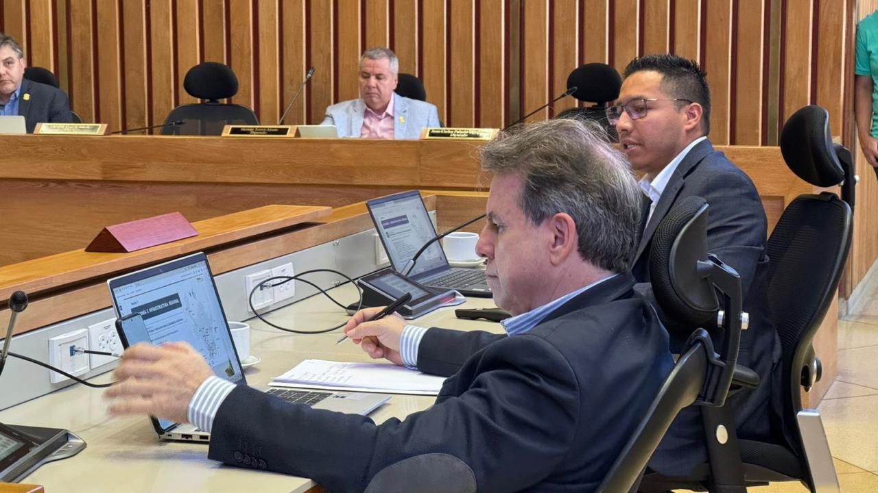 Antioquia y Caldas presentan avances de la RAP del Agua y la Montaña