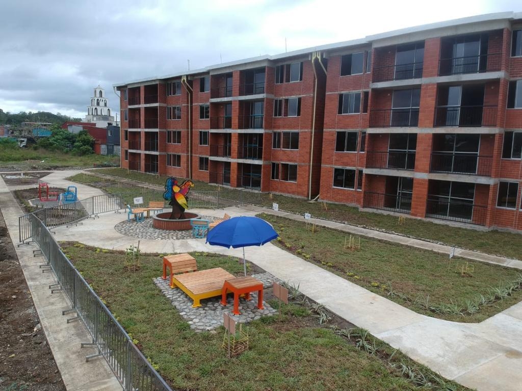 En Carepa 48 familias reciben su vivienda propia en la Urbanización Papagayo