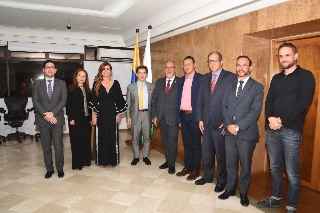 Trabajar de cerca a la gente para cambiar sus vidas